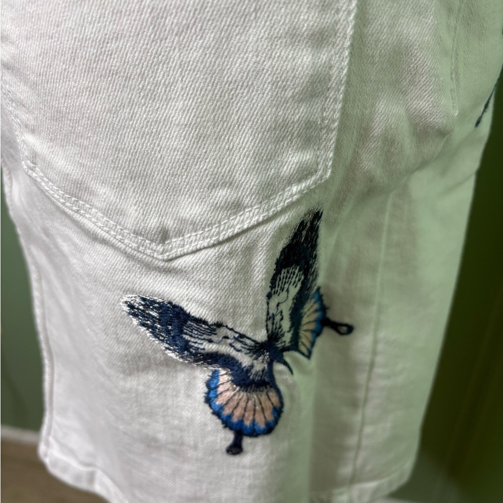 Donna Karan White Skirt with Butterfly Accents embroidery XS - Picture 9 of 13